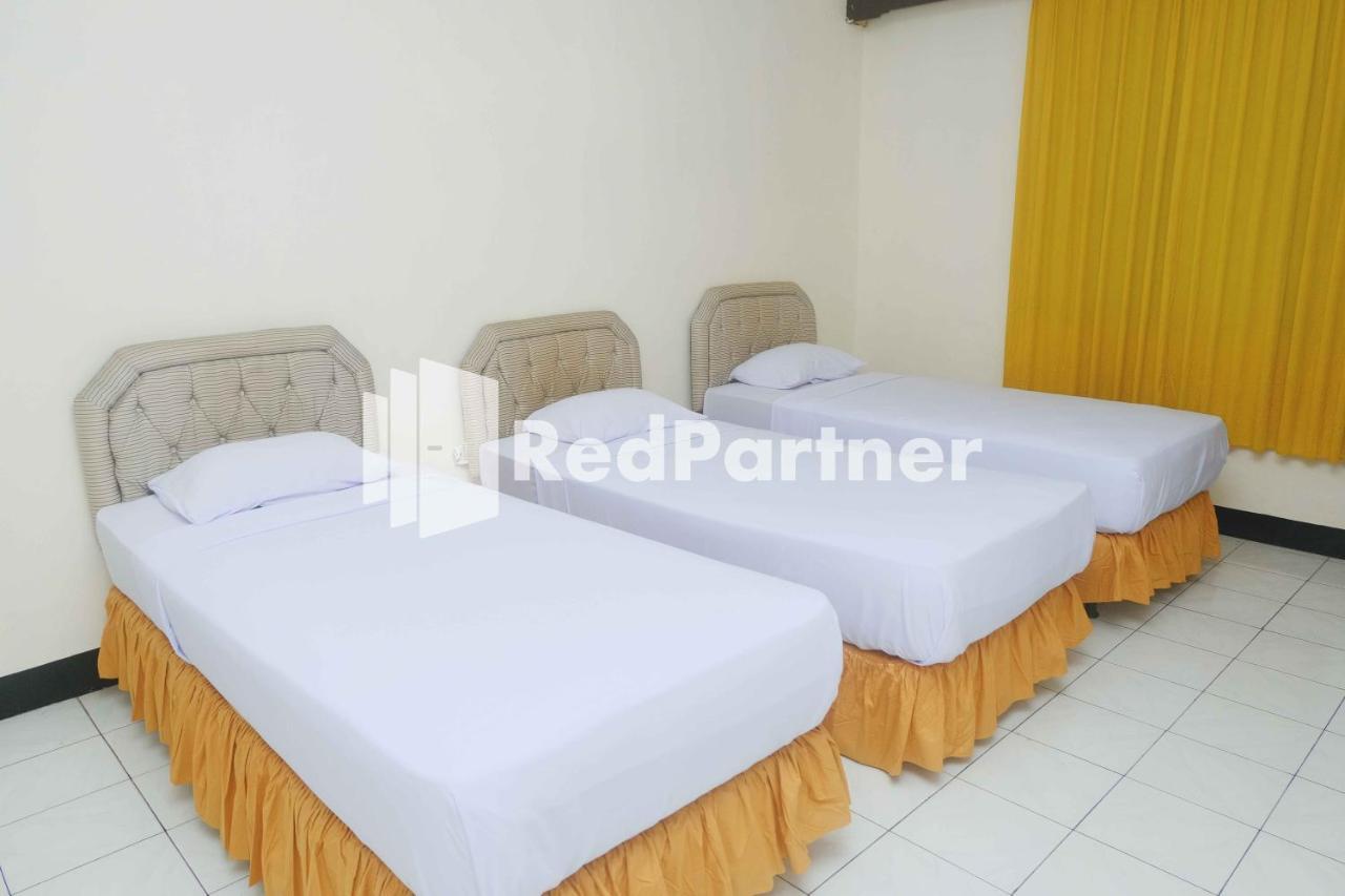 Hotel Transit 1 Makassar RedPartner Eksteriør billede