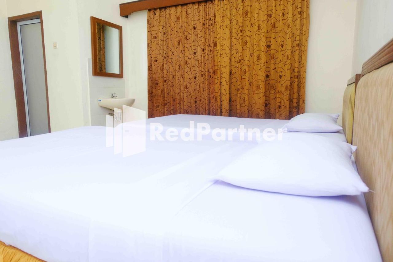 Hotel Transit 1 Makassar RedPartner Eksteriør billede